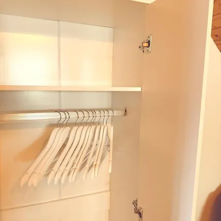 Surki's Loggia An Der Sonne *